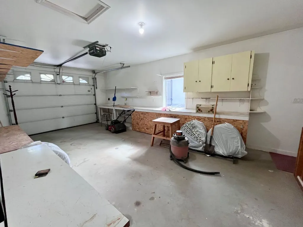 166 Hallam Drive Hinton AB T7V 2C3