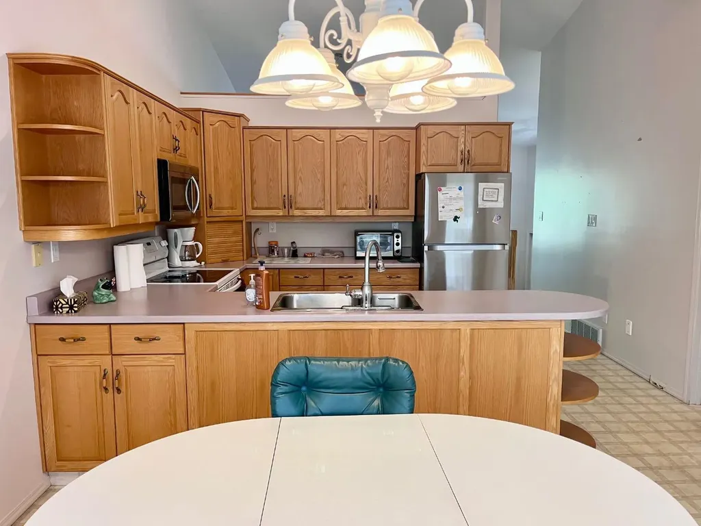 166 Hallam Drive Hinton AB T7V 2C3