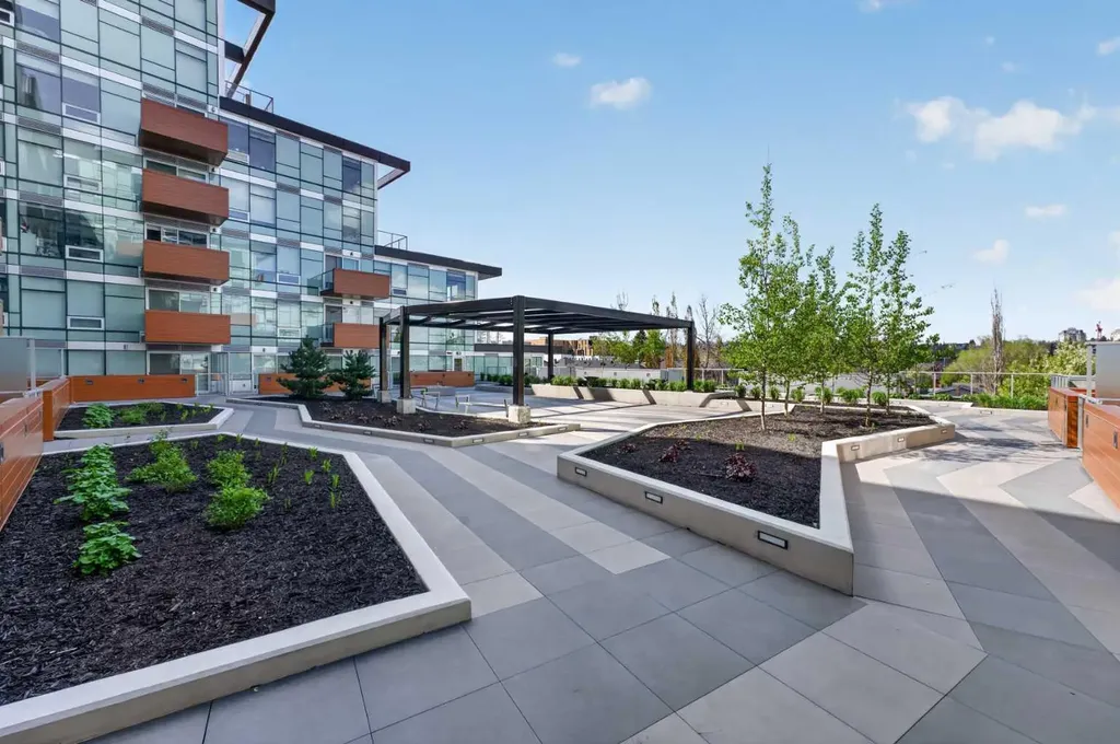 110 18a Street NW Calgary AB T2N 5G5