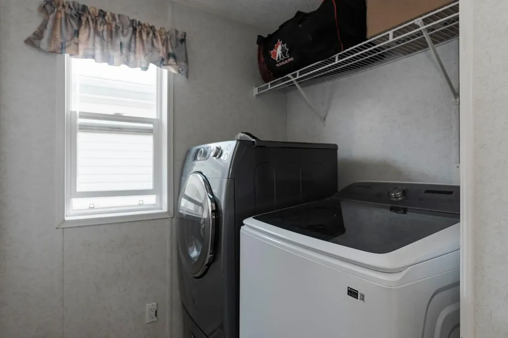 521 Mckinlay Crescent Fort Mcmurray AB T9K 2R6