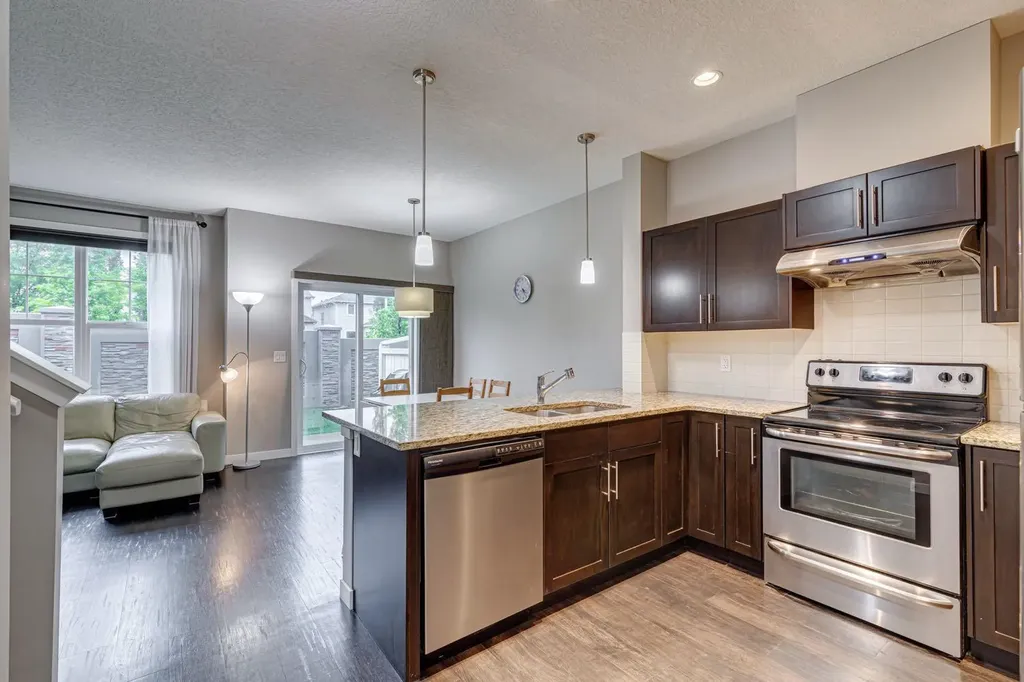 881 Sage Valley Boulevard NW Calgary AB T3R0R4