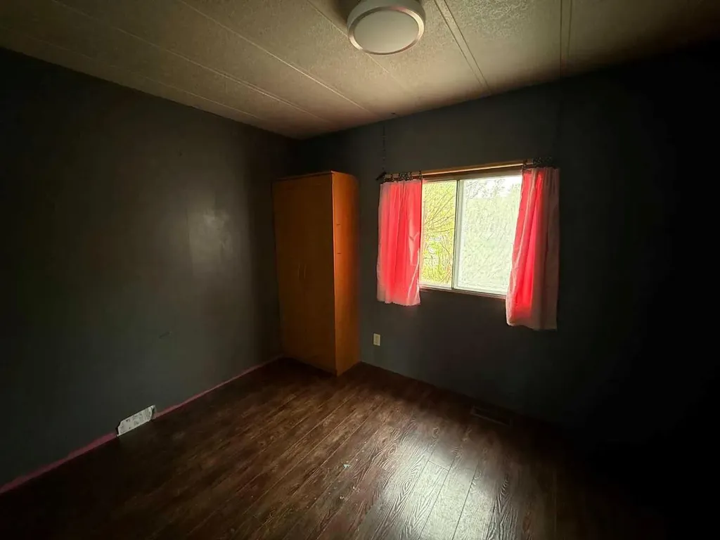 5410 51 Street Berwyn AB T0H 0E0