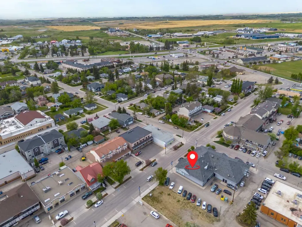 228 3 Avenue Strathmore AB T1P 1M4