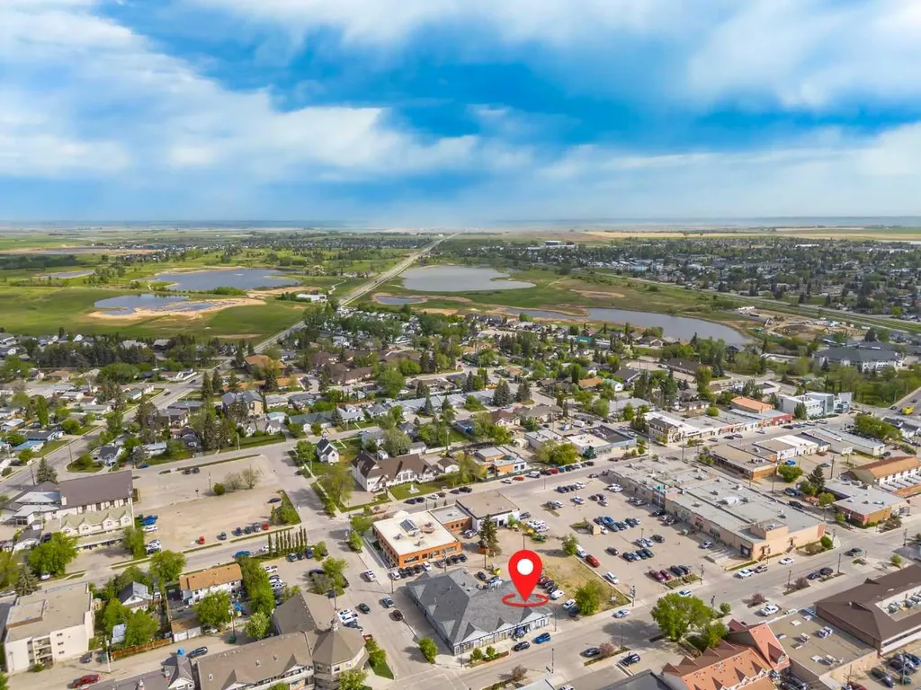 228 3 Avenue Strathmore AB T1P 1M4