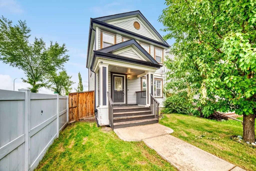 189 Copperstone Circle SE Calgary AB T2Z 0G8