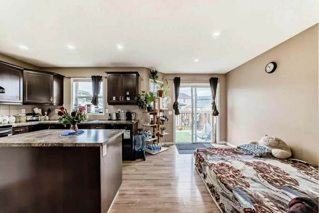 1066 Taradale Drive NE Calgary AB T3J 0B2
