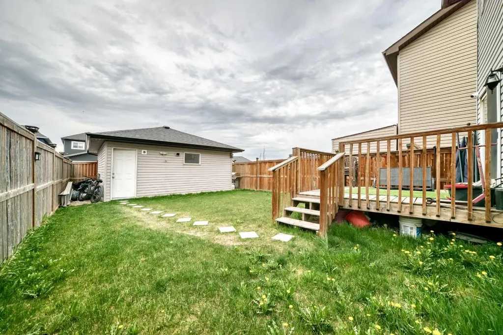 1066 Taradale Drive NE Calgary AB T3J 0B2