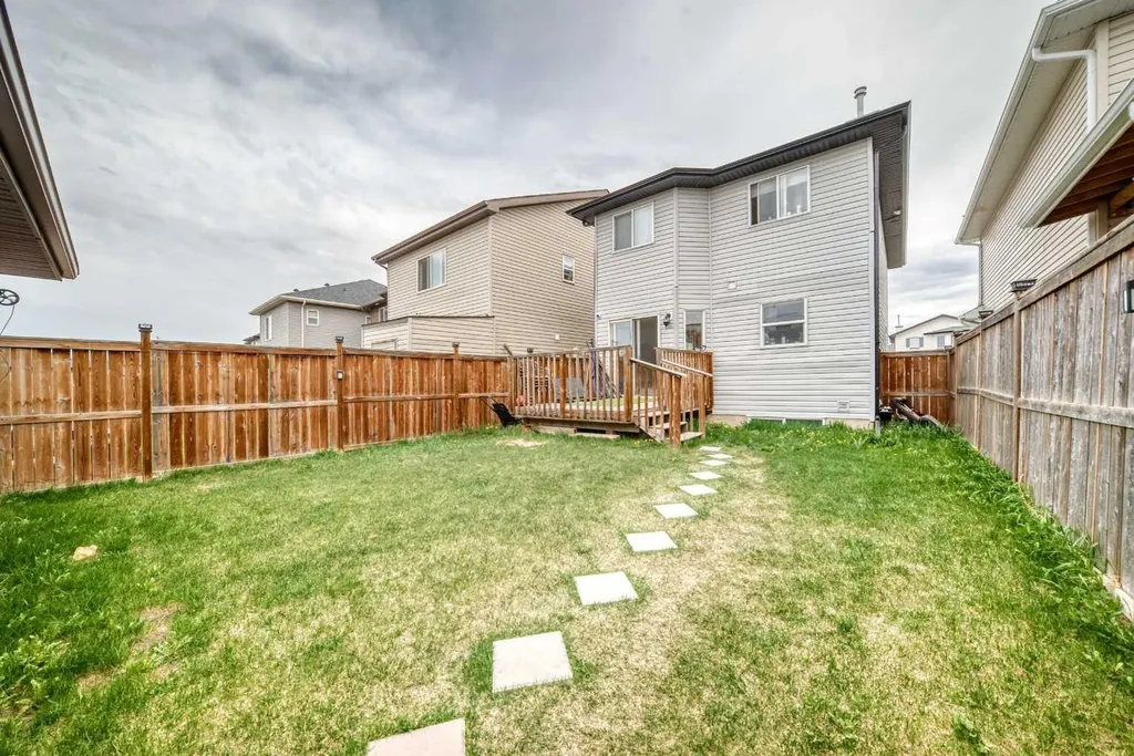 1066 Taradale Drive NE Calgary AB T3J 0B2
