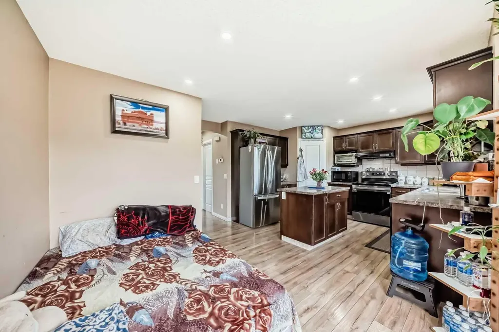 1066 Taradale Drive NE Calgary AB T3J 0B2