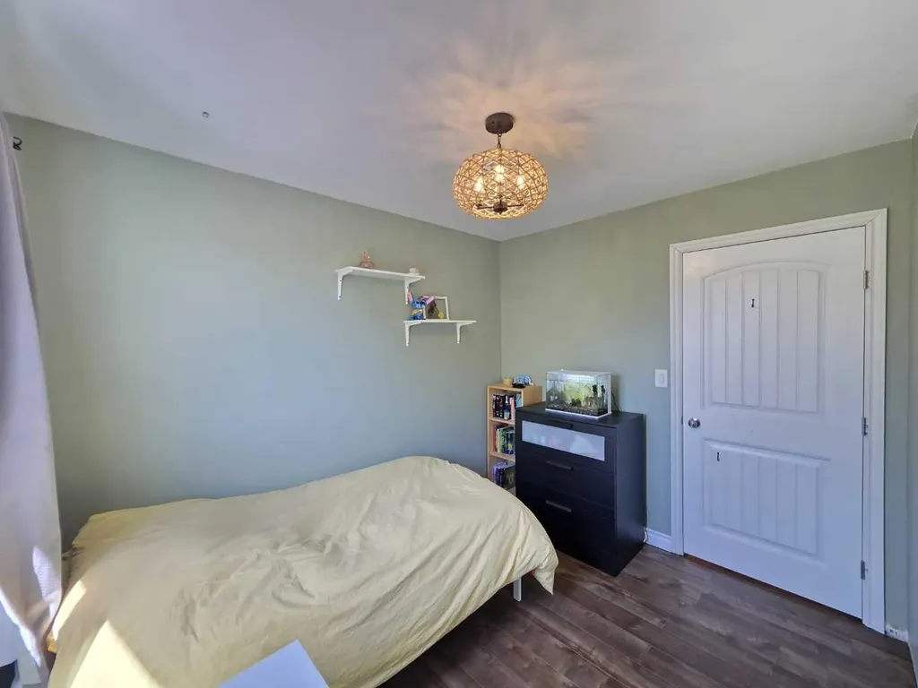 1601 3 Avenue Wainwright AB T9W 1J3
