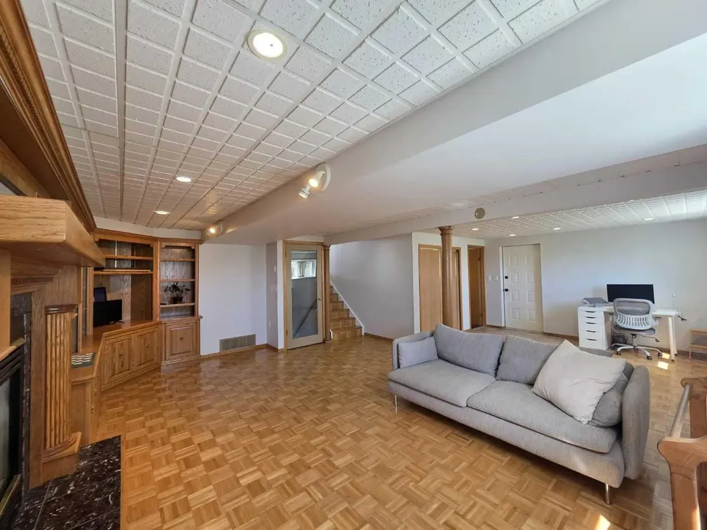 1601 3 Avenue Wainwright AB T9W 1J3