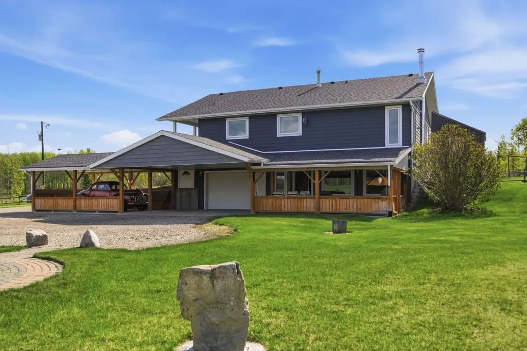 29302 Range Road 51 Rural Mountain View County AB T0M 2E0