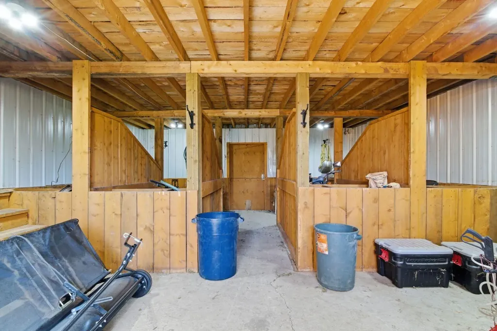 29302 Range Road 51 Rural Mountain View County AB T0M 2E0