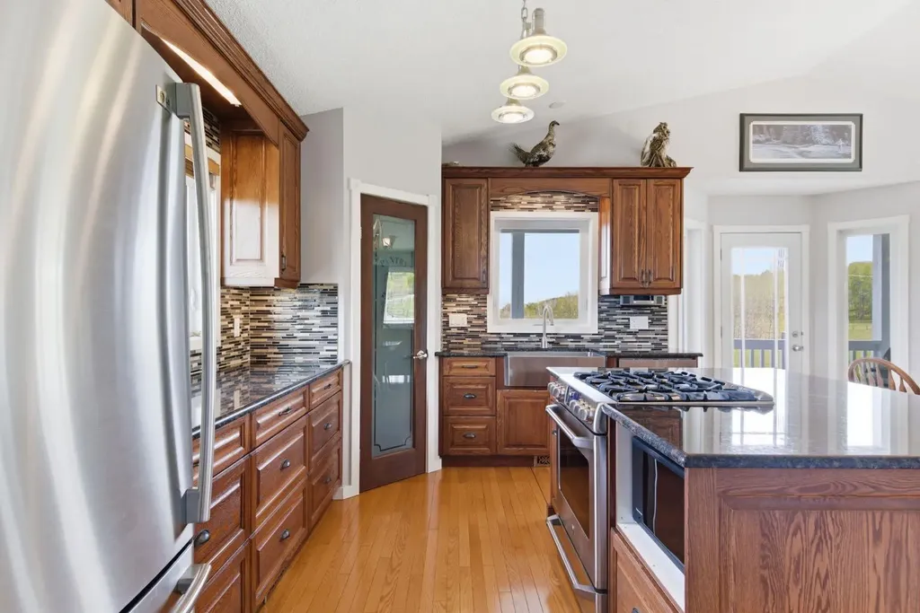 29302 Range Road 51 Rural Mountain View County AB T0M 2E0