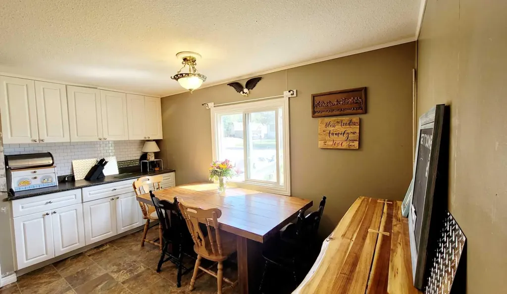 74 North Star Drive Sylvan Lake AB T4S 1J4