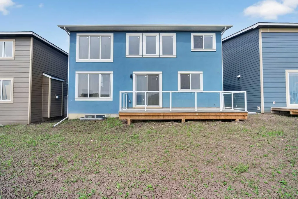 8 Ranchers Meadows Okotoks AB T1S 0P5