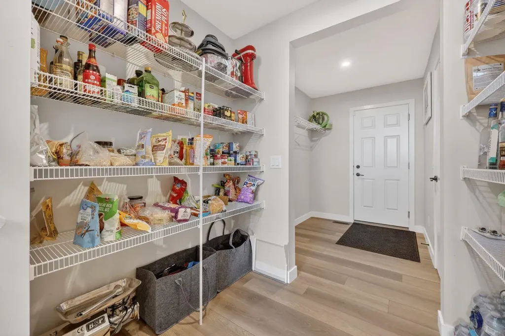 19 Legacy Reach View SE Calgary AB T2X 4T6
