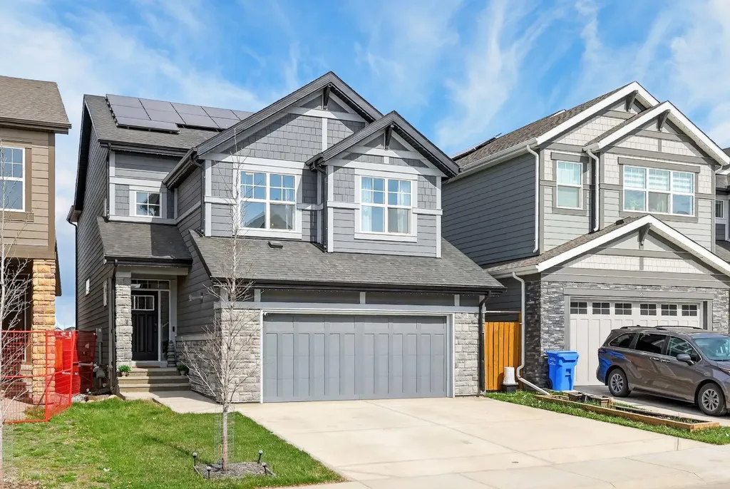 19 Legacy Reach View SE Calgary AB T2X 4T6