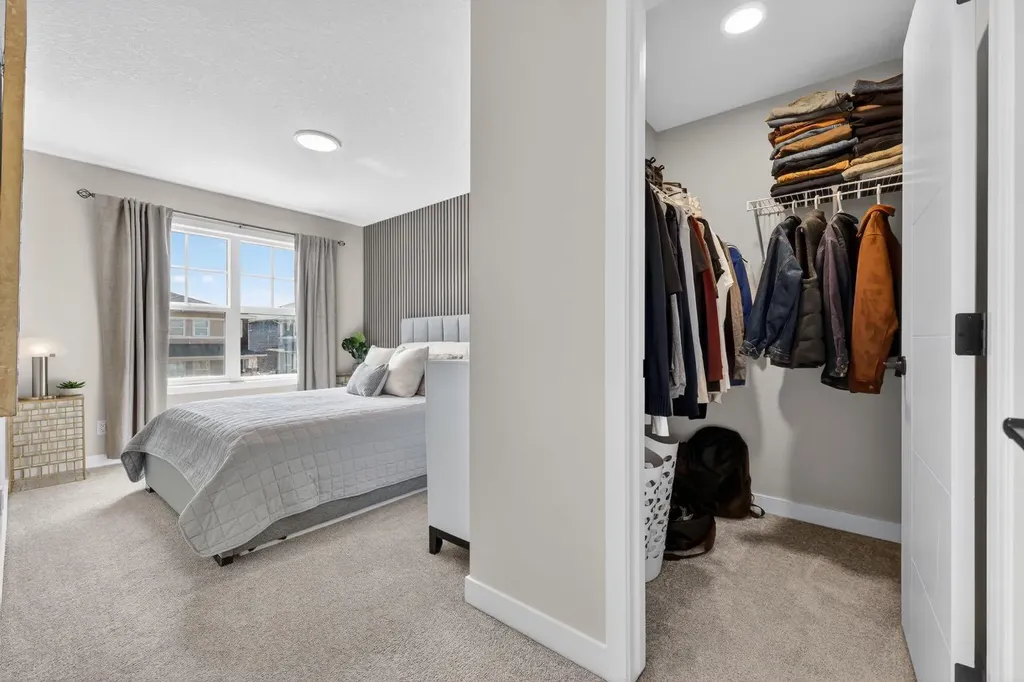 19 Legacy Reach View SE Calgary AB T2X 4T6