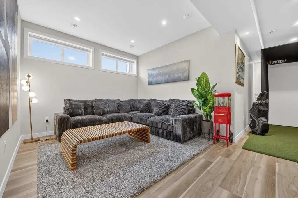 19 Legacy Reach View SE Calgary AB T2X 4T6