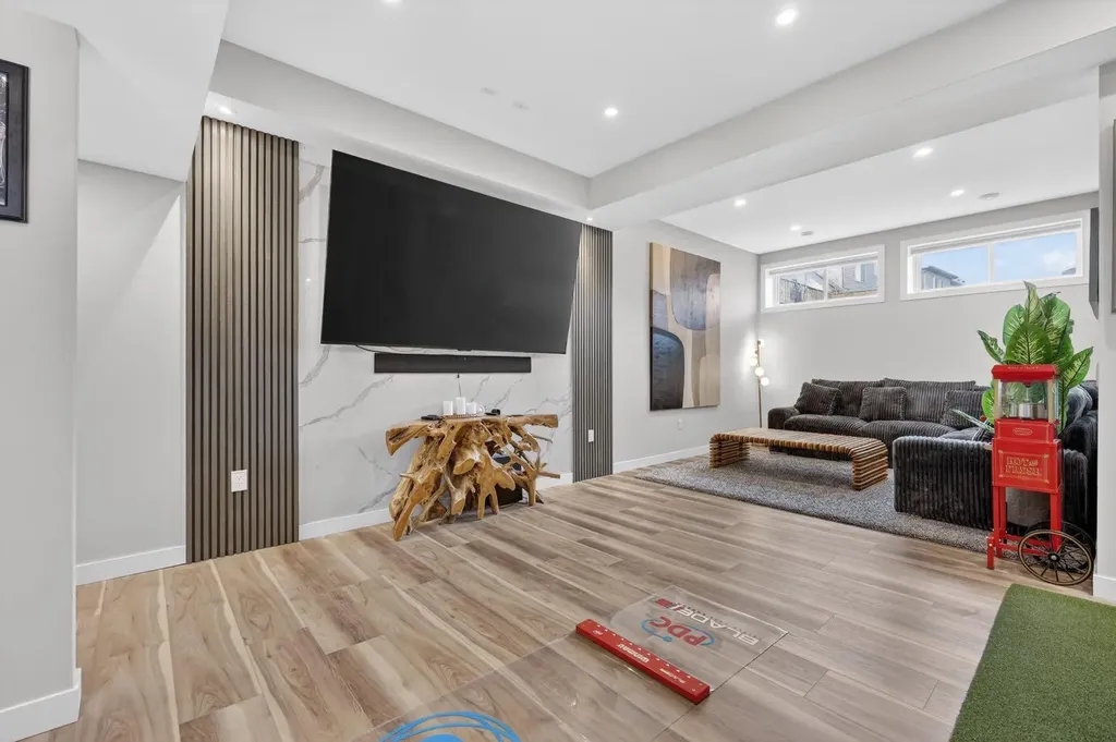 19 Legacy Reach View SE Calgary AB T2X 4T6