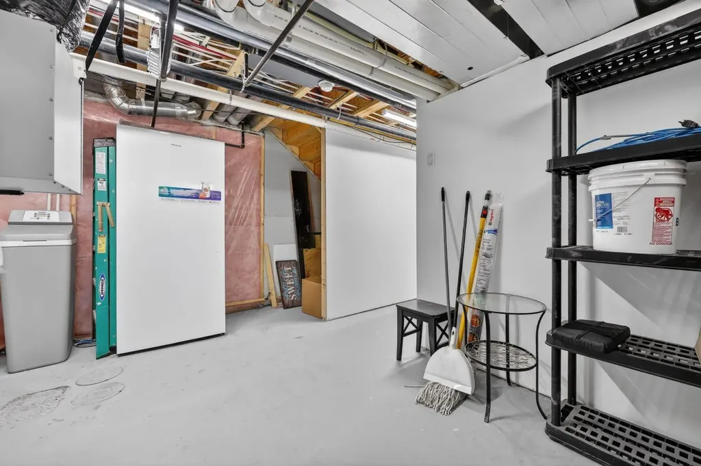 19 Legacy Reach View SE Calgary AB T2X 4T6