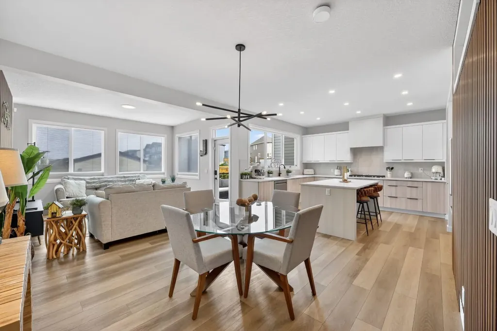 19 Legacy Reach View SE Calgary AB T2X 4T6