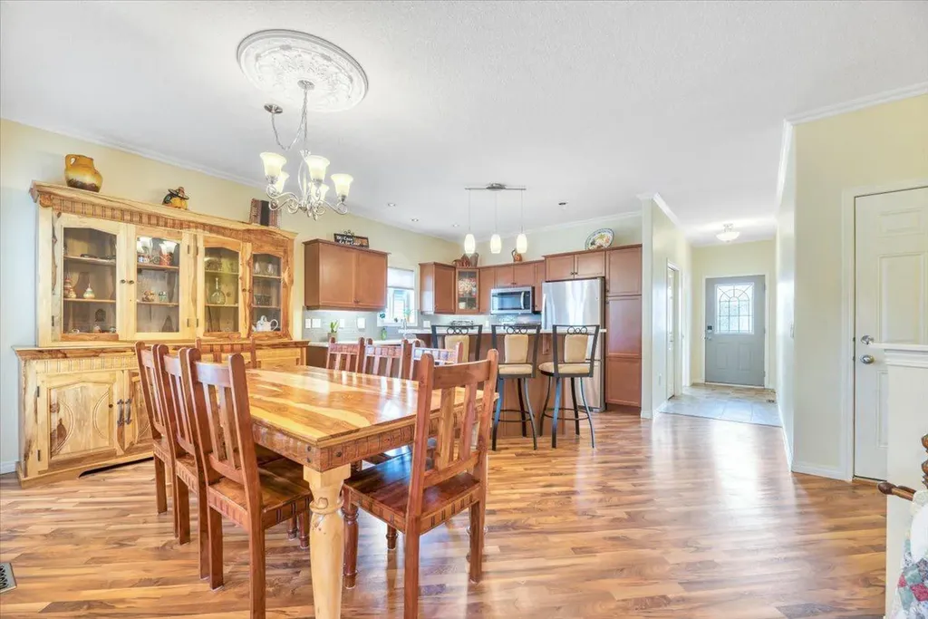 141 Ridgestone Lane Diamond Valley AB T0L0H0