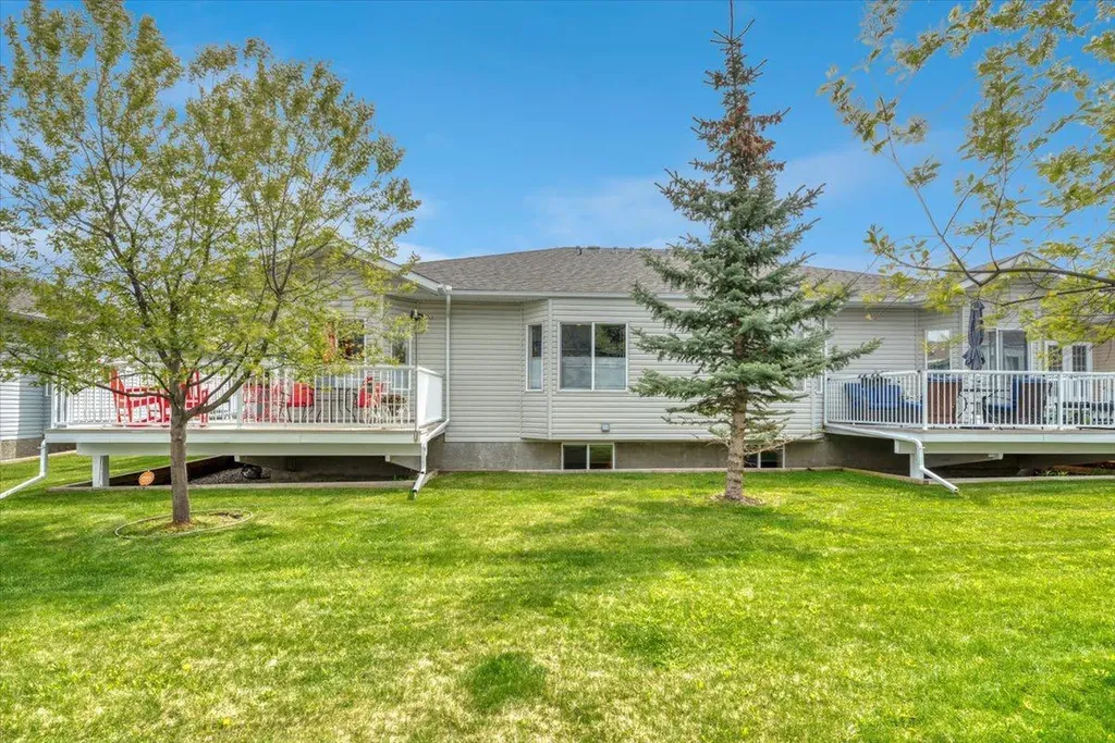 141 Ridgestone Lane Diamond Valley AB T0L0H0