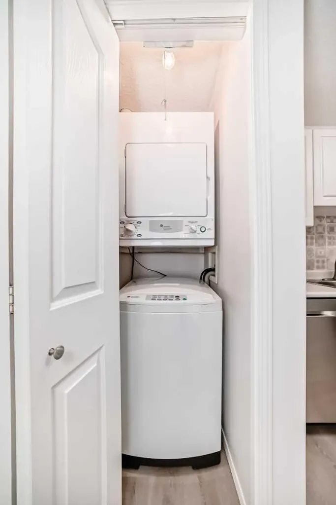 5000 Somervale Court SW Calgary AB T2Y 4M1