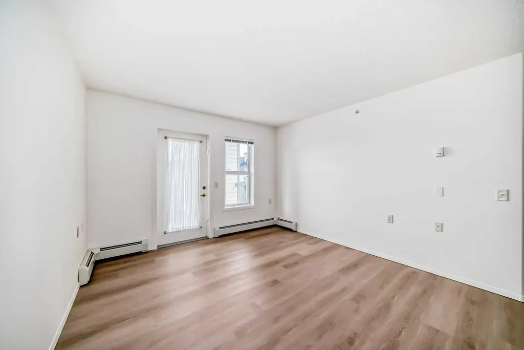 5000 Somervale Court SW Calgary AB T2Y 4M1