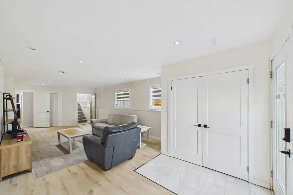 132 Oswald Close Red Deer AB T4P0C1