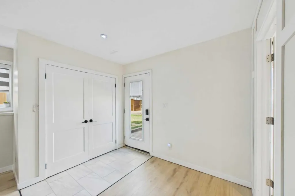 132 Oswald Close Red Deer AB T4P0C1