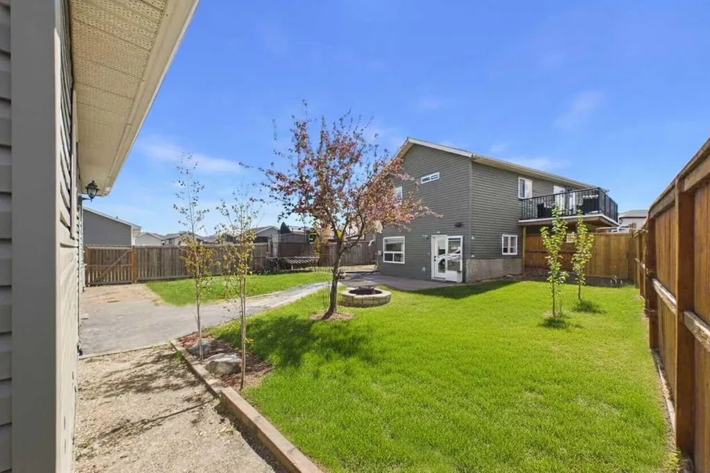 132 Oswald Close Red Deer AB T4P0C1