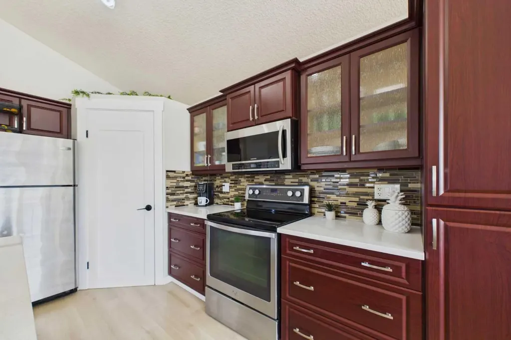 132 Oswald Close Red Deer AB T4P0C1