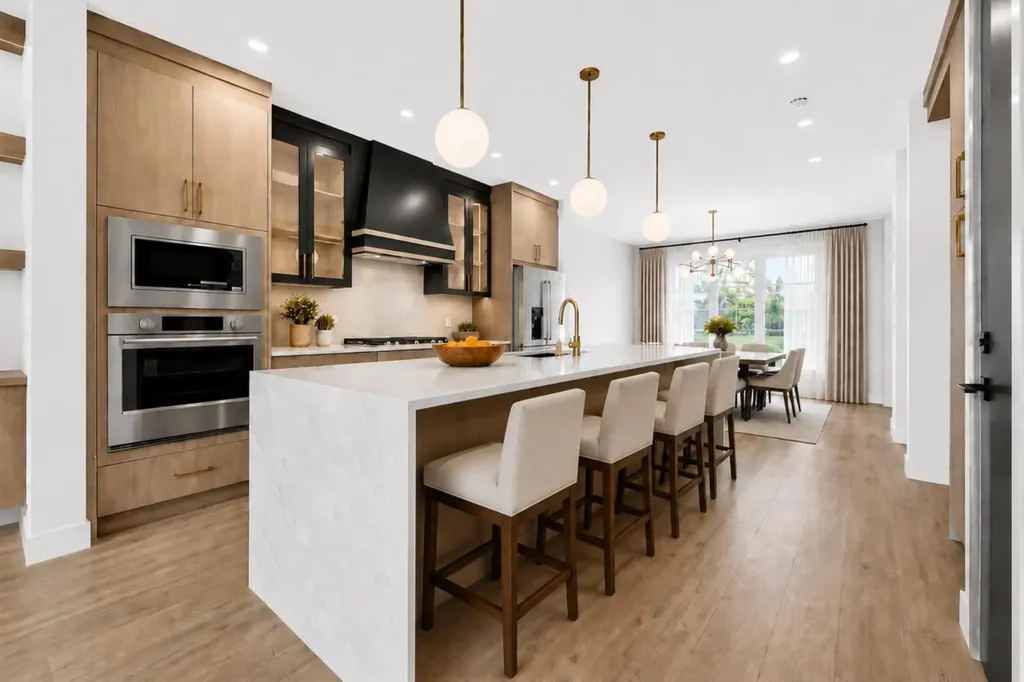 8519 48 Avenue NW Calgary AB T3B 2B1