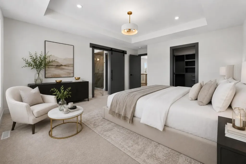 8519 48 Avenue NW Calgary AB T3B 2B1