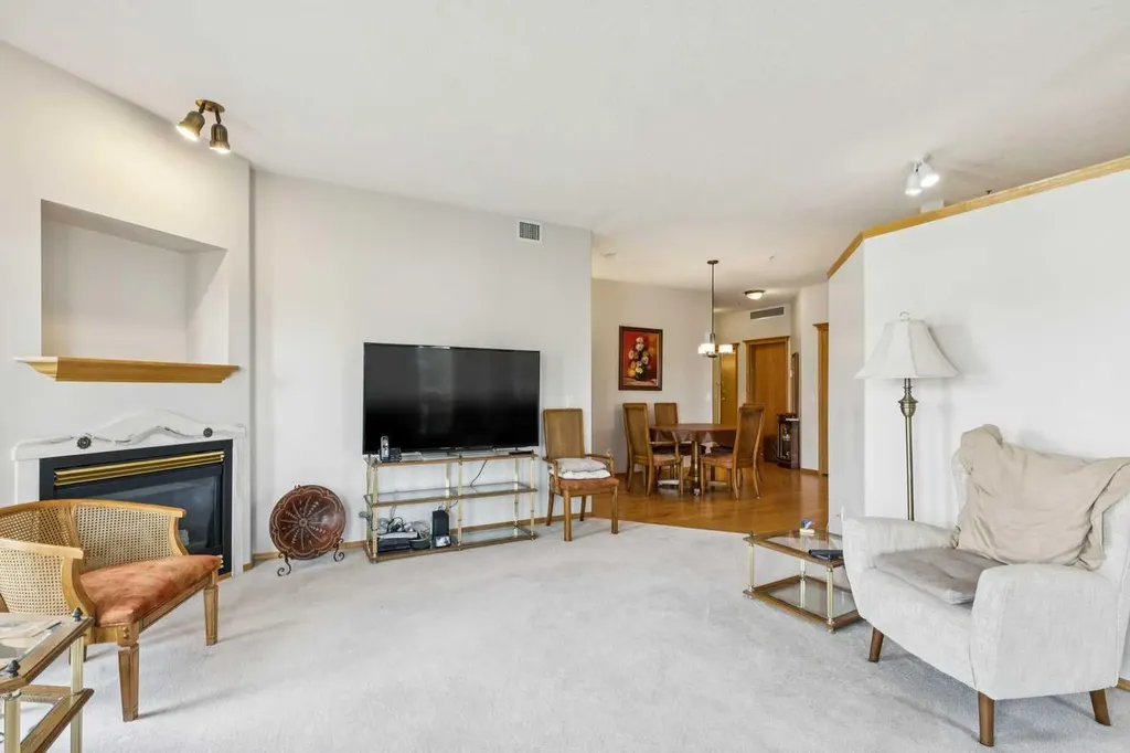 223 Tuscany Springs Boulevard NW Calgary AB T3L 2M2