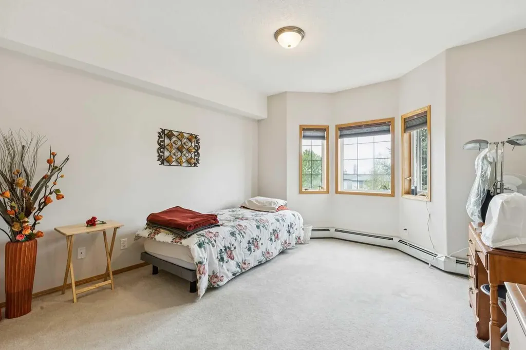 223 Tuscany Springs Boulevard NW Calgary AB T3L 2M2