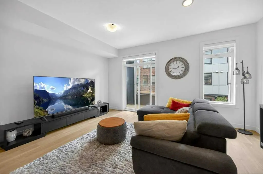 550 Seton Circle SE Calgary AB T3M3Y8
