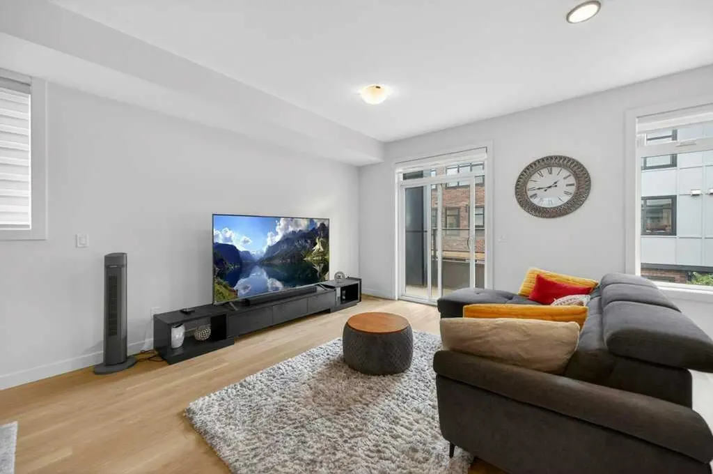 550 Seton Circle SE Calgary AB T3M3Y8