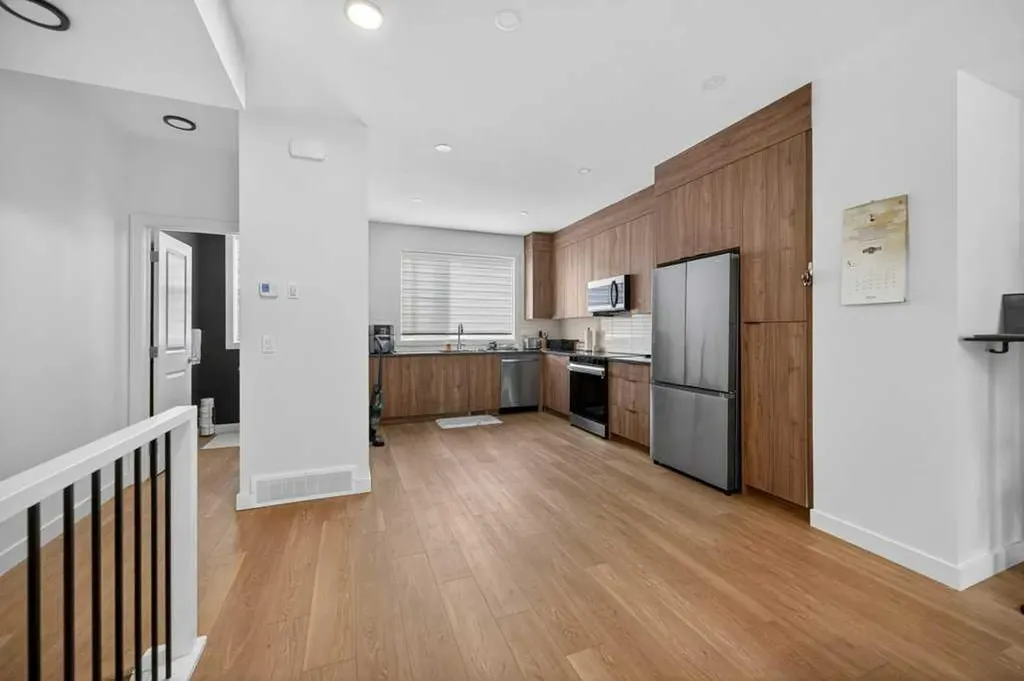 550 Seton Circle SE Calgary AB T3M3Y8