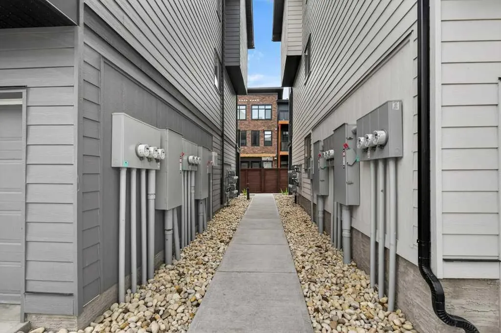550 Seton Circle SE Calgary AB T3M3Y8