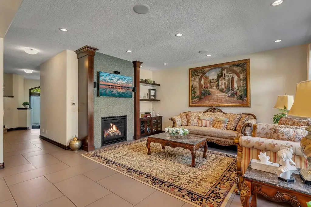 206 West Grove Rise SW Calgary AB T3H 0S3