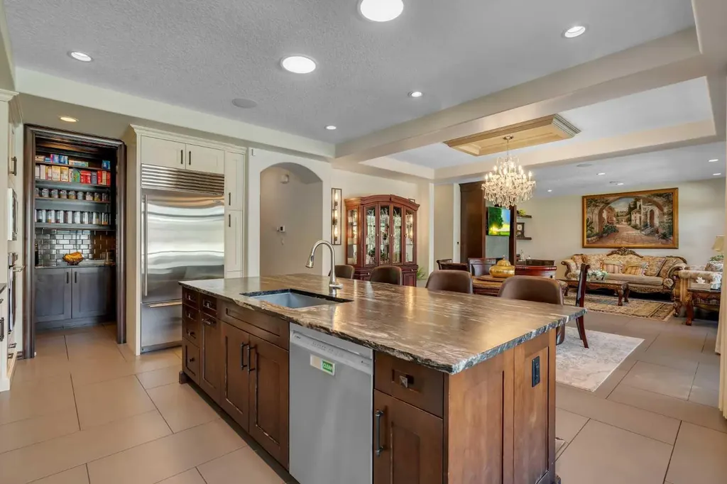 206 West Grove Rise SW Calgary AB T3H 0S3