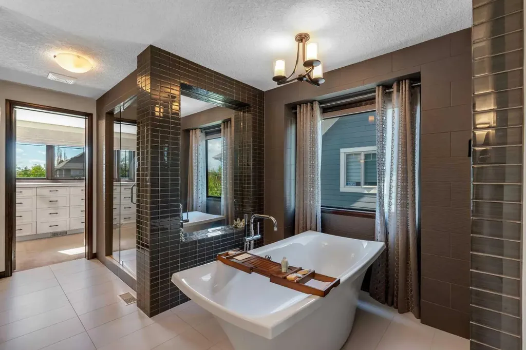 206 West Grove Rise SW Calgary AB T3H 0S3