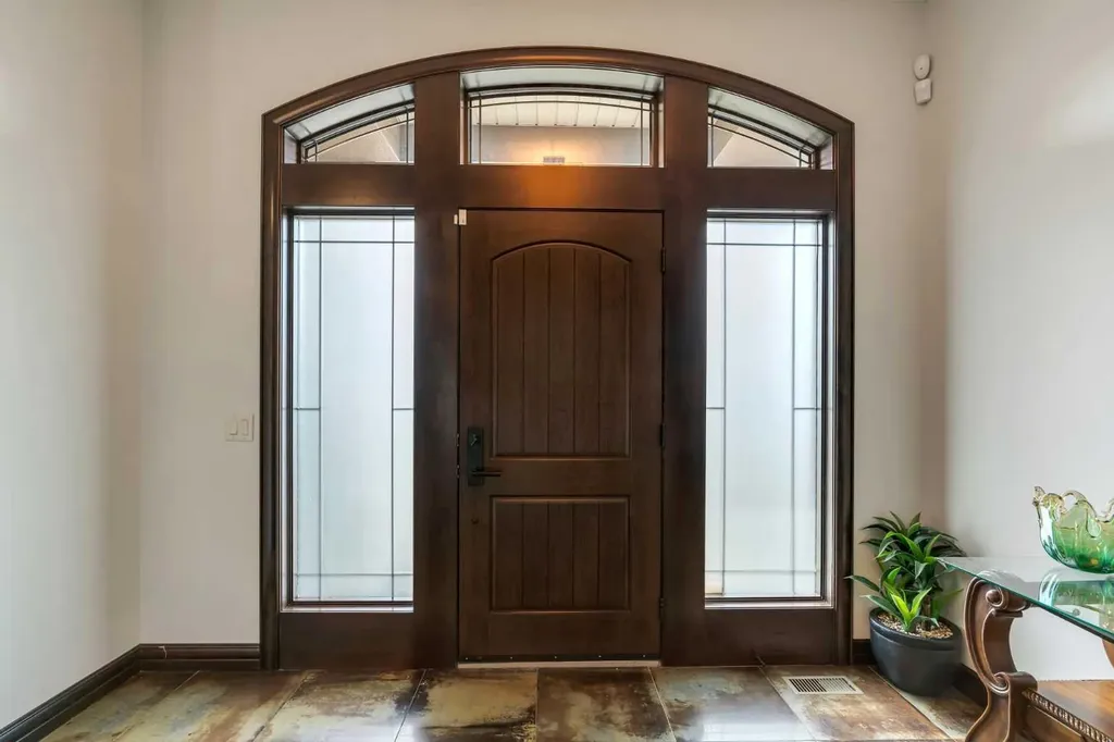 206 West Grove Rise SW Calgary AB T3H 0S3