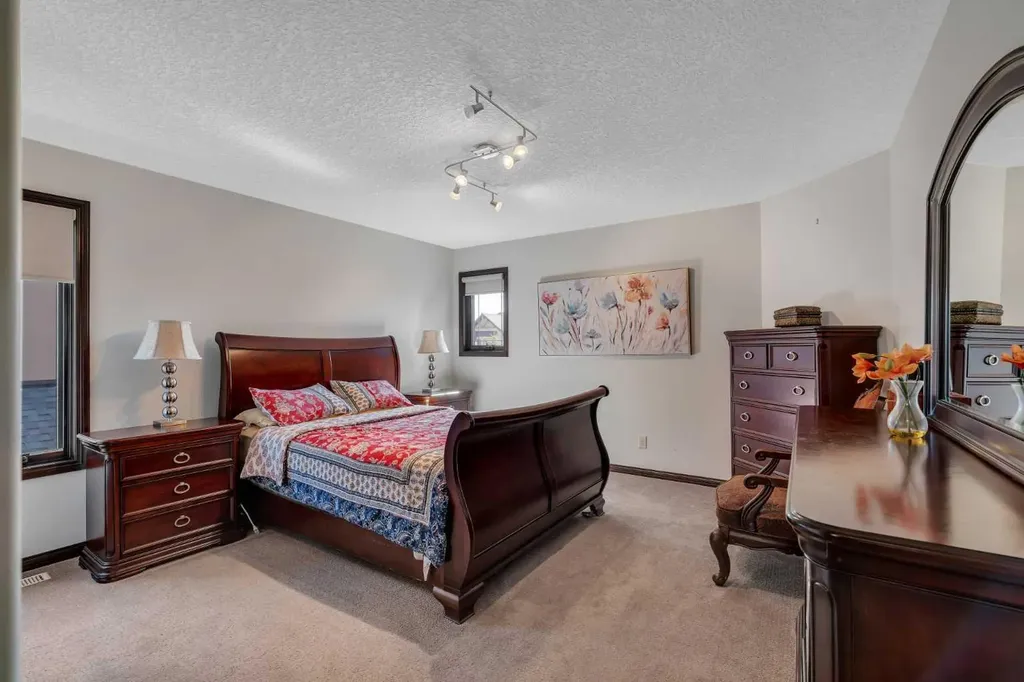 206 West Grove Rise SW Calgary AB T3H 0S3