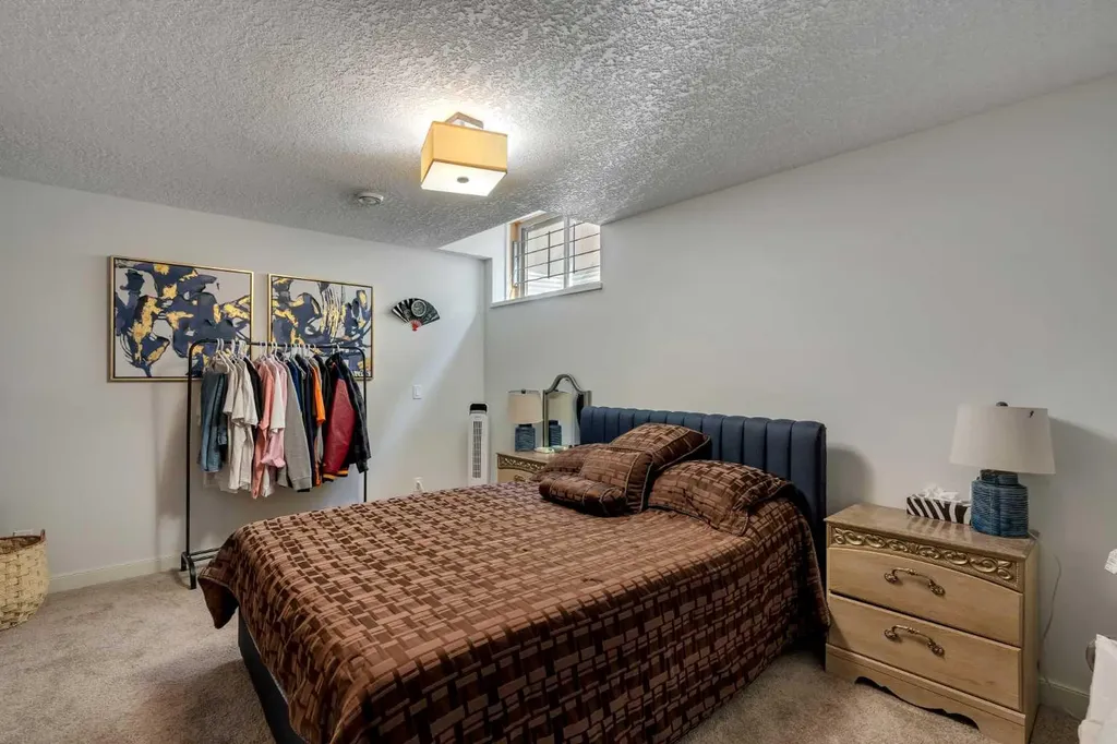206 West Grove Rise SW Calgary AB T3H 0S3