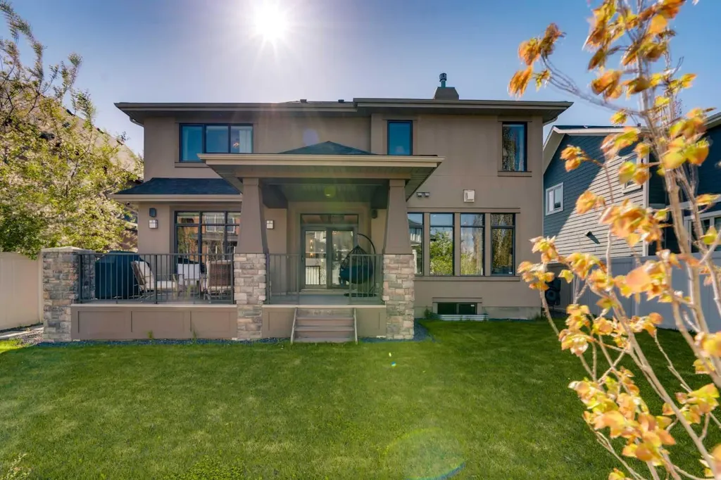 206 West Grove Rise SW Calgary AB T3H 0S3